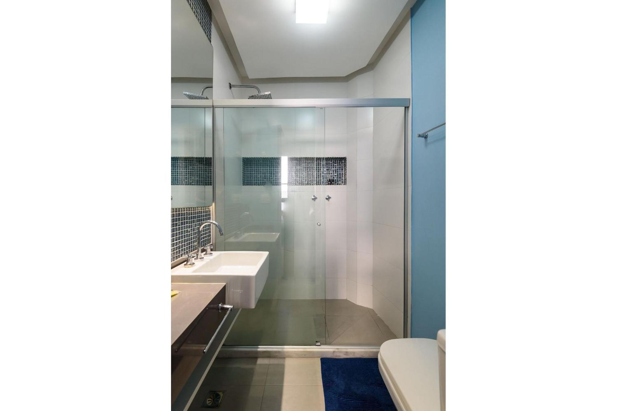 Omar Do Rio: Moderna Qto&sala A 400m De La Playa De Copacabana, Con Internet 250mbps Y Smart Tv Apartamento